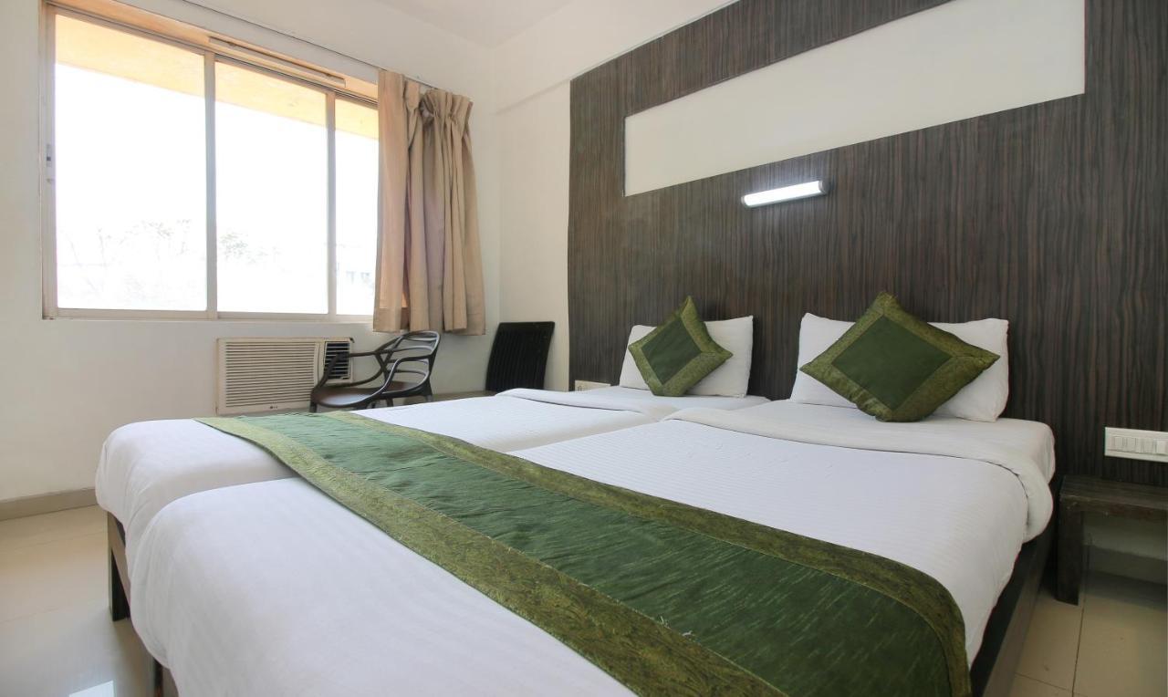 Hotel Treebo Trend Golden Nest Thane Exterior foto